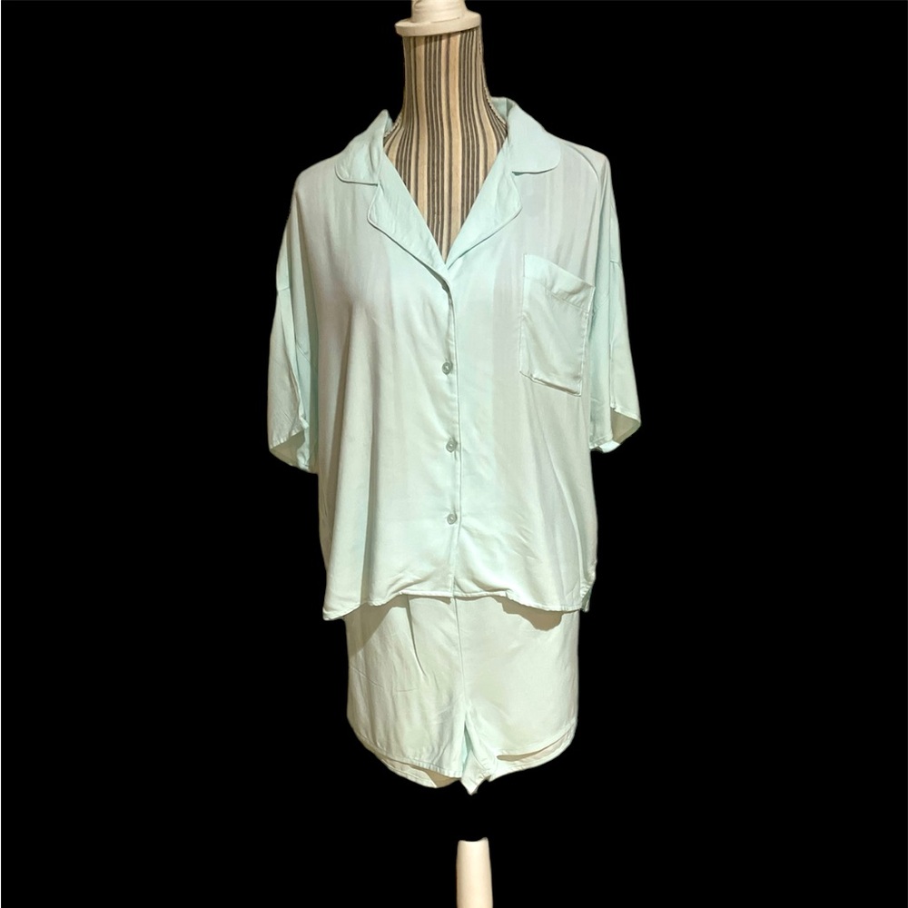 Splendid women sleep wearing  size XL